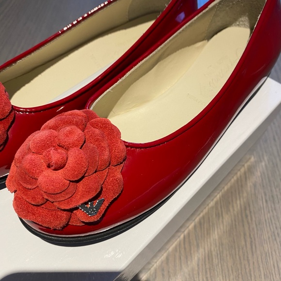 Armani Junior Girls patent dress shoes in red sz32 - Picture 2 of 5